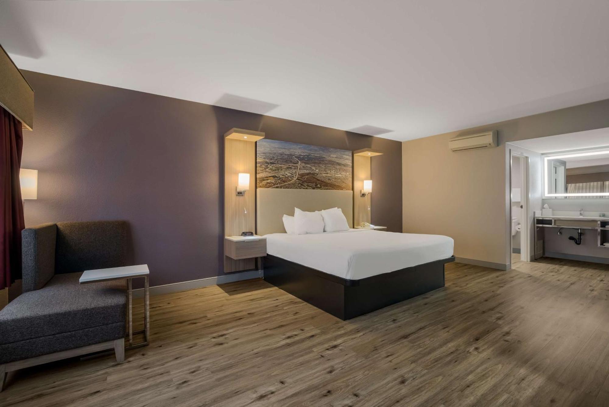 Best Western Diamond Bar Hotel & Suites Exterior photo