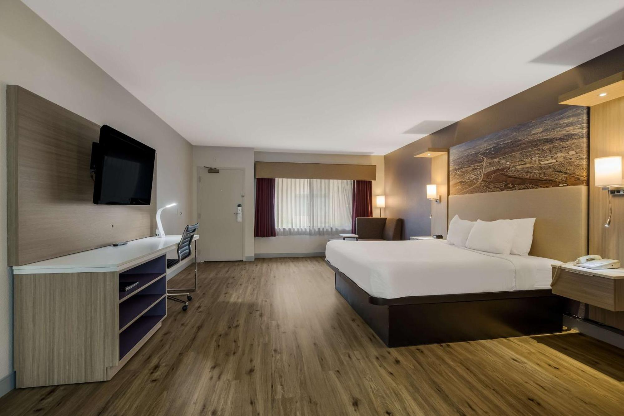 Best Western Diamond Bar Hotel & Suites Exterior photo