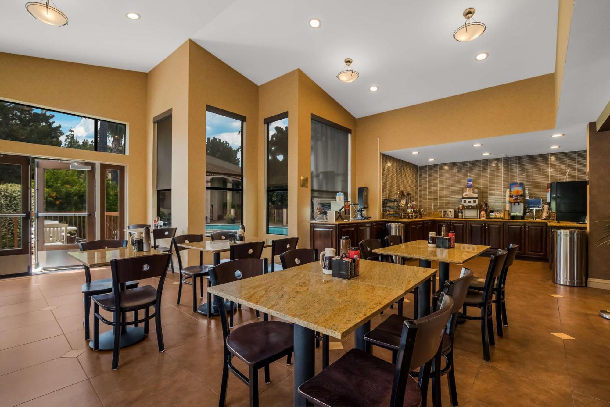 Best Western Diamond Bar Hotel & Suites Exterior photo
